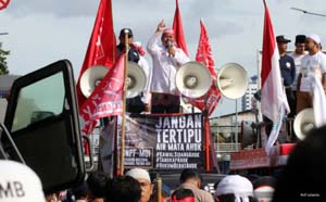  Massa Pro dan Kontra Ahok Mulai Sahut-sahutan 